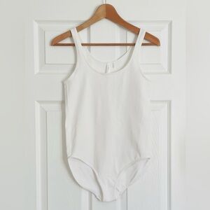 NWOT Babaton White Bodysuit Size L